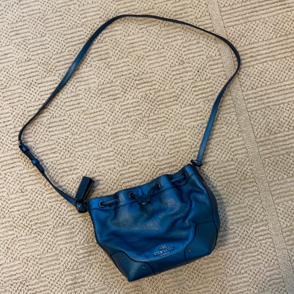 Coach purse - Picture 2 of 5